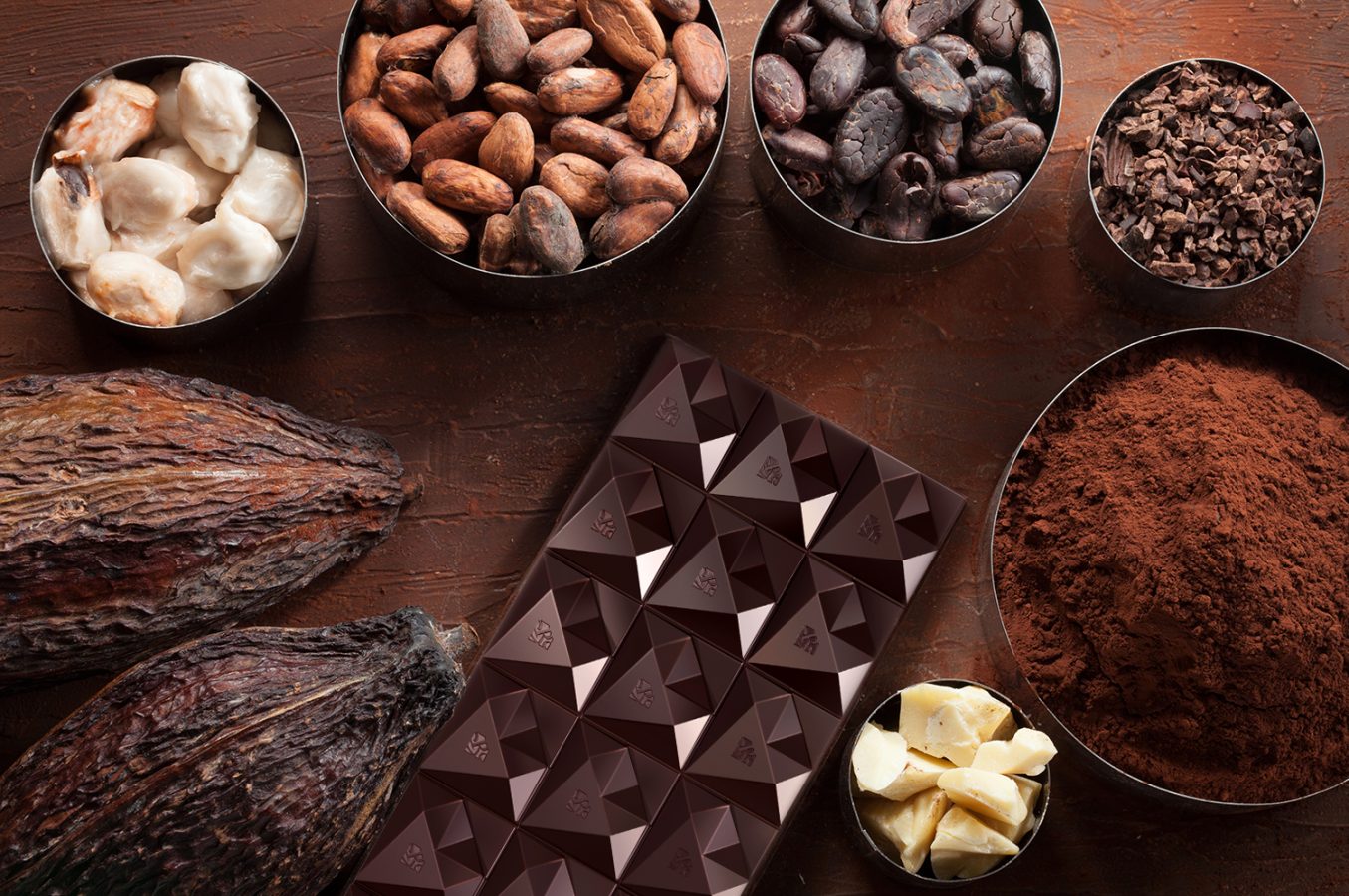 cocoa-beans-pods-chocolate-bar-3